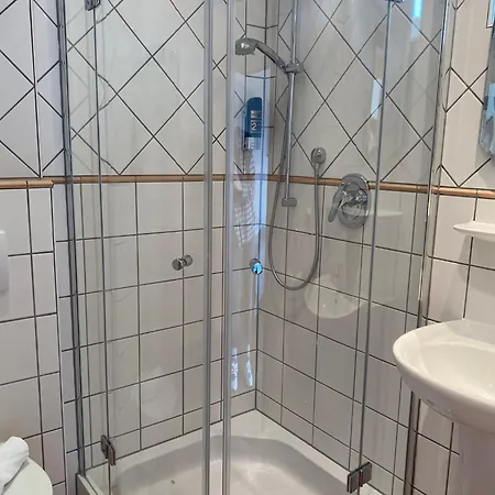 ゲストハウス Bergel 3*